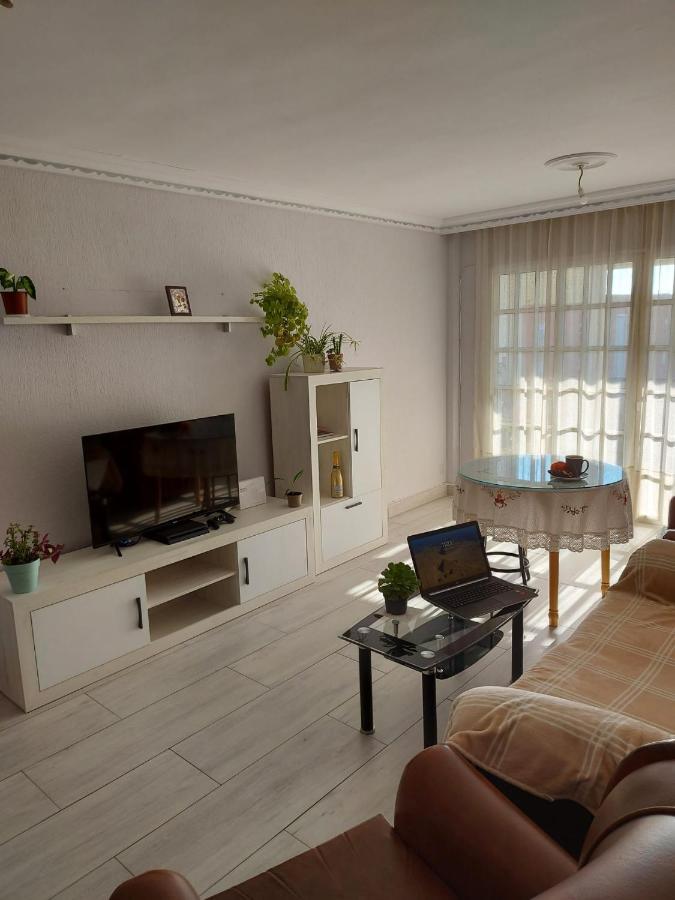 فندق Habitacion Privada A 15 Min De La Playa/Piso هويلفا المظهر الخارجي الصورة